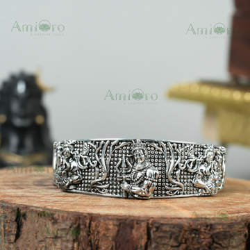 Mahakal Kada – Divine Protection & Power in Every Wristwear