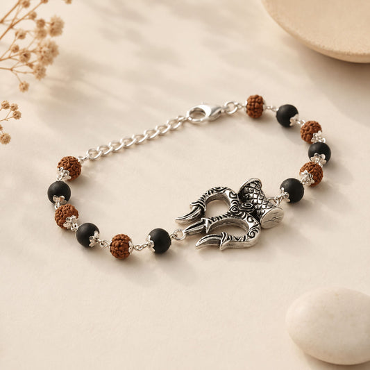 Silver Cap Trishul Damroo Rudraksha Karungali Bracelet