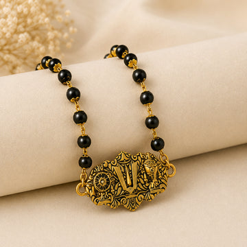 Venkateshwara Shankh Chakra Pendant With Karungali Mala